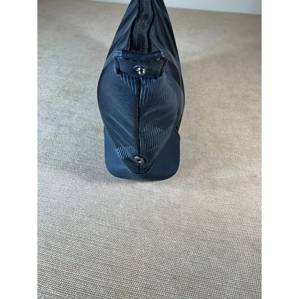 Burberry Cosmetic Bag, black check, Zips and snaps